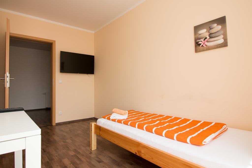City Apartments הרנה מראה חיצוני תמונה